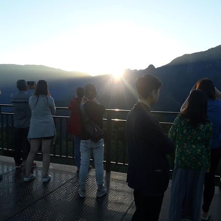アリシャン シャンユンフア B＆B ホームステイ Meishan エクステリア 写真