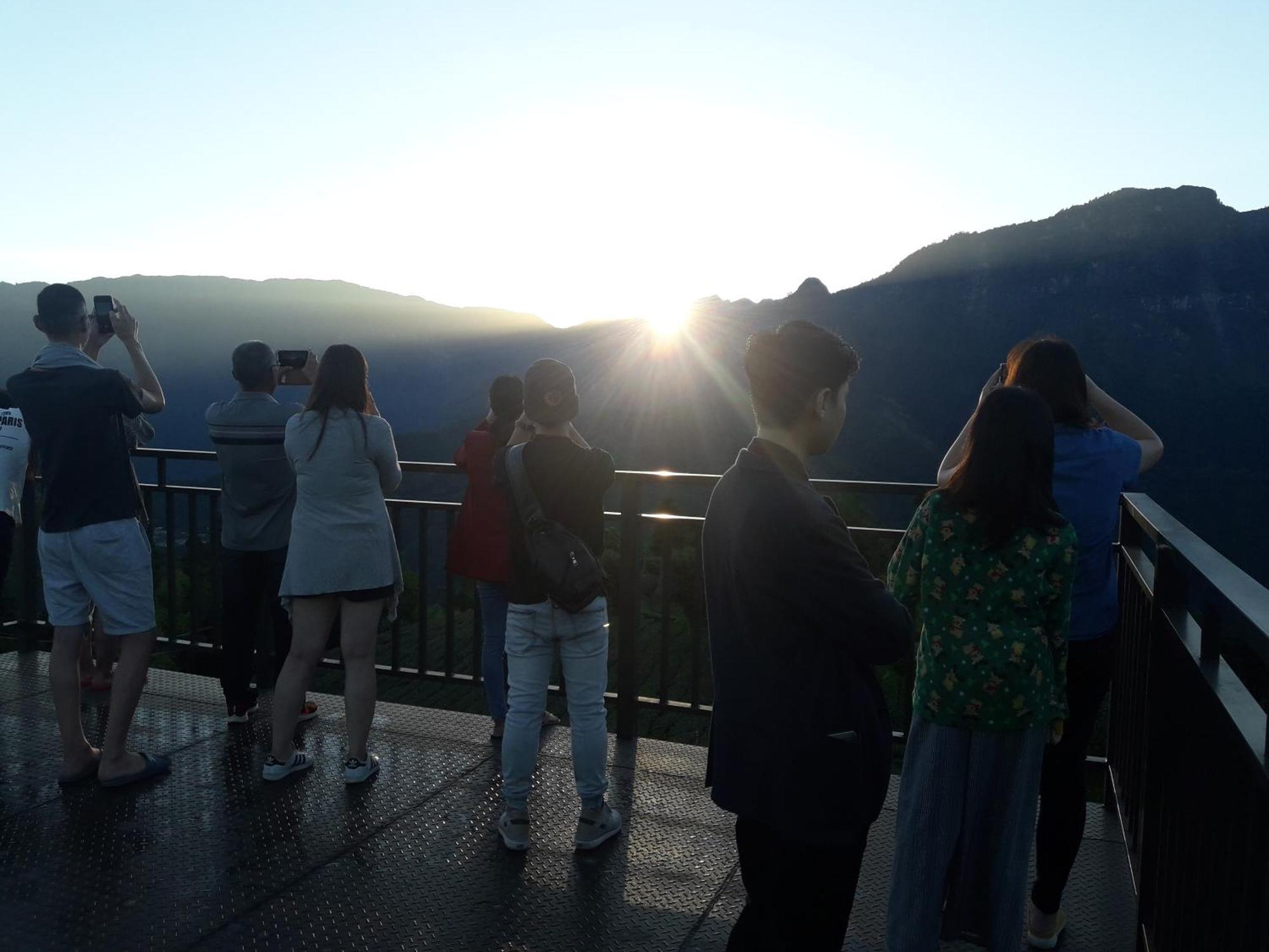 アリシャン シャンユンフア B＆B ホームステイ Meishan エクステリア 写真